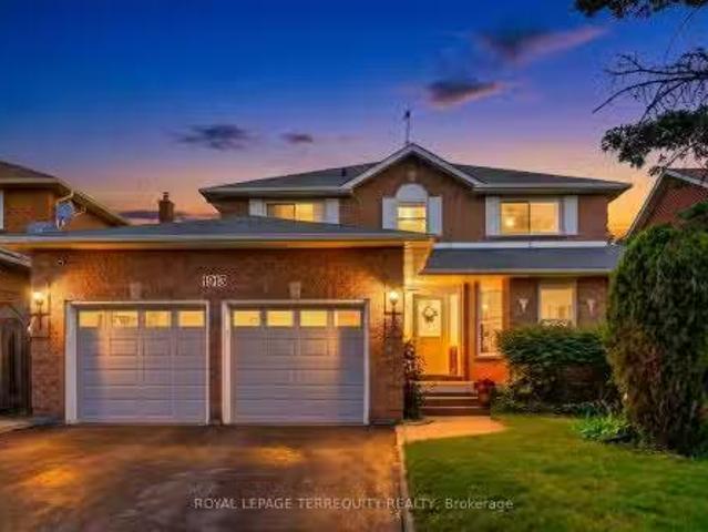 1913 Rosebank Road, Pickering, ON, L1V 1P7 house for sale L.