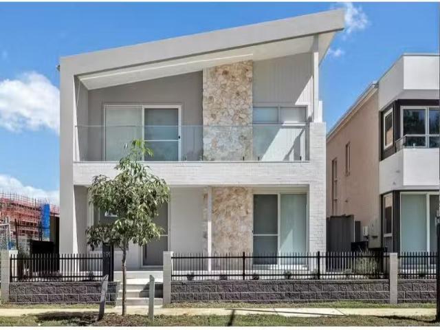 191 Central Avenue, Oran Park House for rent Listed by Anuj S.