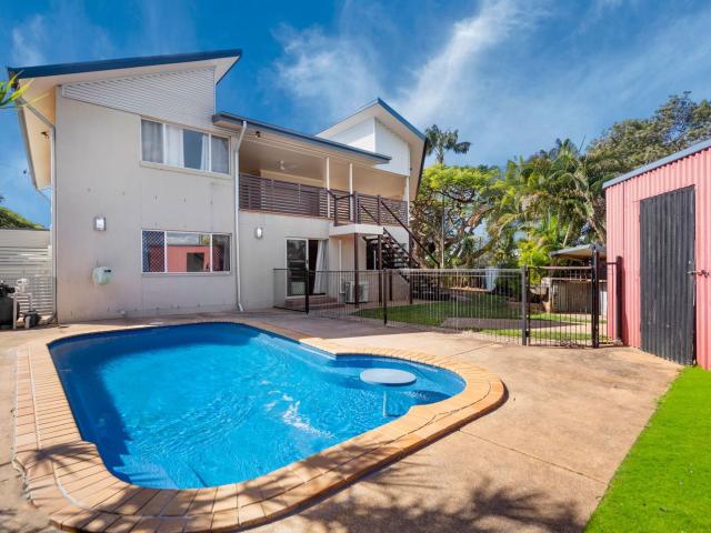 191 Broadwater Terrace, REDLAND BAY, QLD 4165