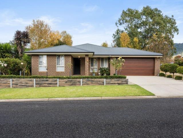 191 Kiewa Valley Highway Tawonga South
