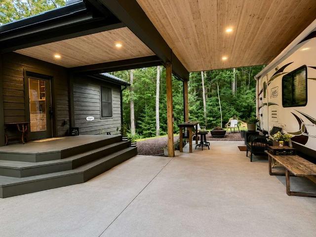 191 Oakwood Road