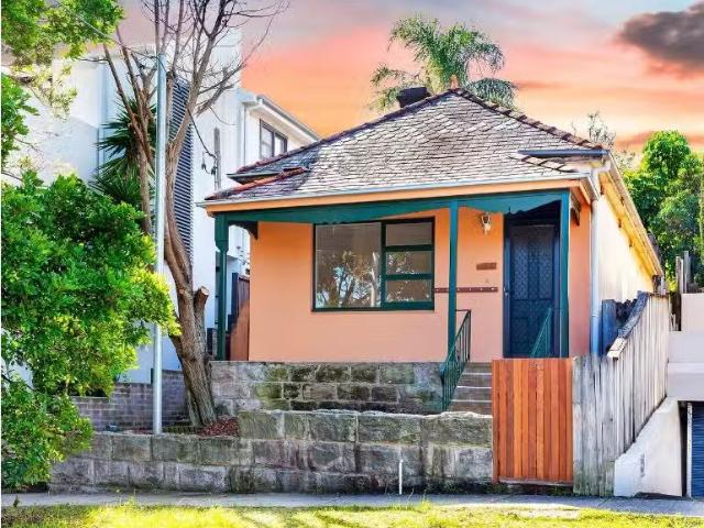 191 Oberon Street, Coogee House for rent Listed by M. Howe of