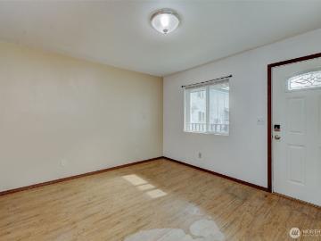 191 Terminal Avenue # 5