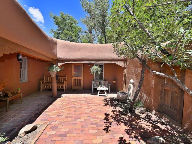 191 Tesuque Village Rd A, Santa Fe, US, NM