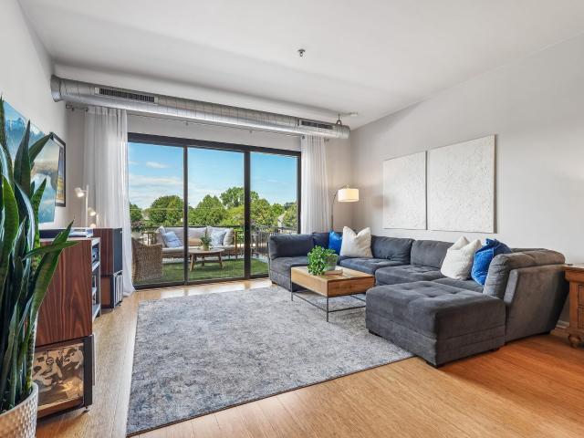 1924 N Hubbard St, Unit 319