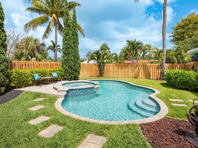 1924 NE 18th St, Fort Lauderdale, FL 33304 | MLS #F10495