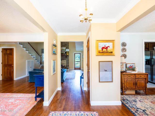 1924 Clarksville Drive