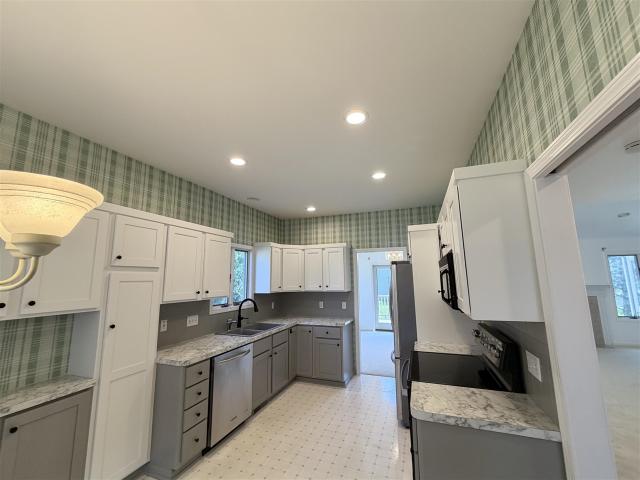 1924 Hidden Oak Court