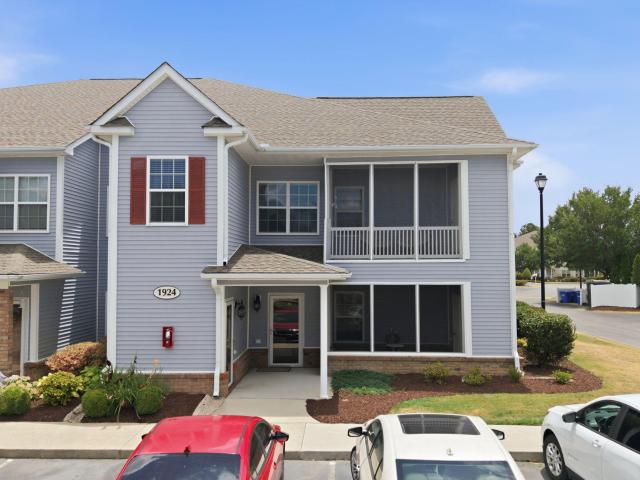 1924 Tara Court # 202