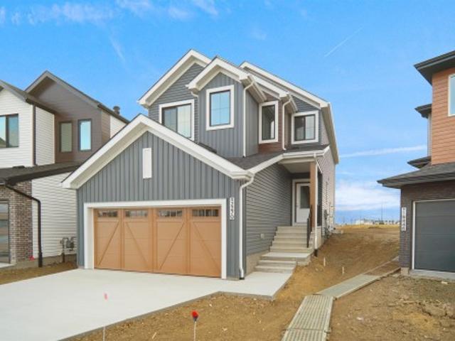 1924 210 Street Nw, Edmonton, AB, T6M 3C9 house for sale | Listing ID E4505 | Royal LePage