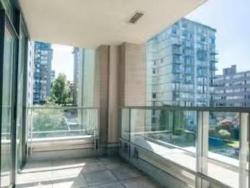1925 Alberni Street, Vancouver, BC, V6G 0A3 lease for lease.