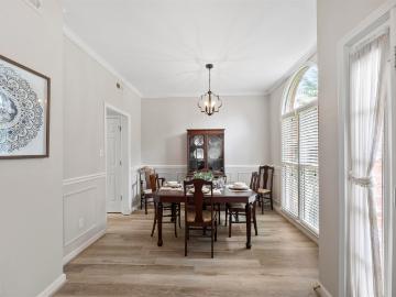 1925 Stone Brook Lane