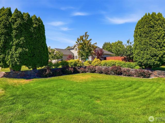 1925 S Timberlane Drive