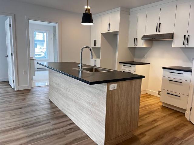 1925#4 rue Flamand Trois Rivières