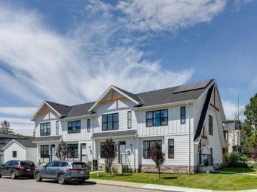1927 42 Street Nw, Calgary, AB, T3B 5H1 townhouse for sale | Listing ID A2321 | Royal LePage