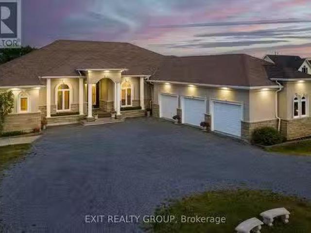 19281 Loyalist Parkway, Prince Edward County Hillier Ward, O.