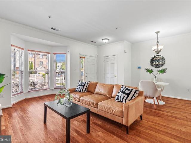 1929 Gardenia Court