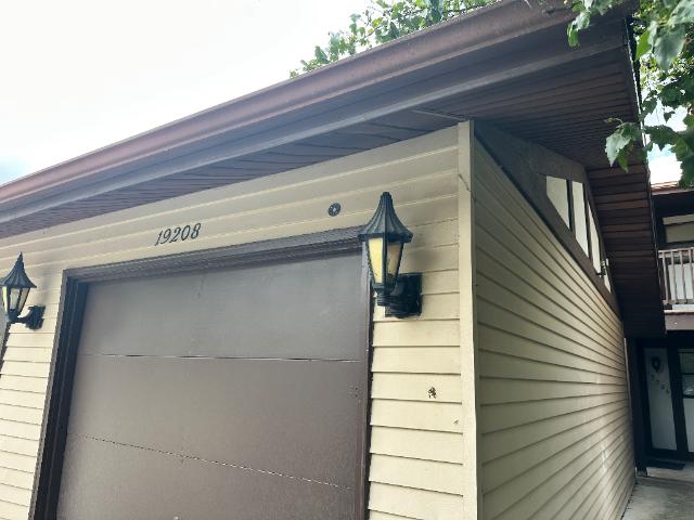 19208 Pine Dr, Unit 204, Country Club Hills, IL 60478 | MLS #12453