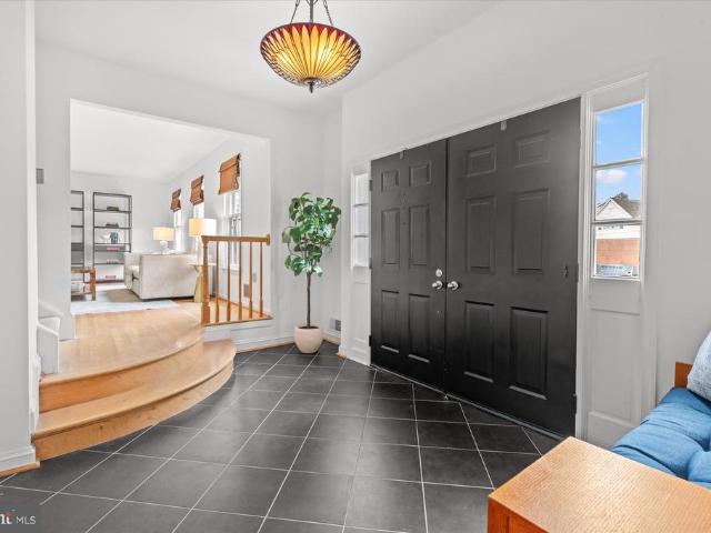 1920 Windmill Lane