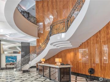 1920 4th Avenue # 810