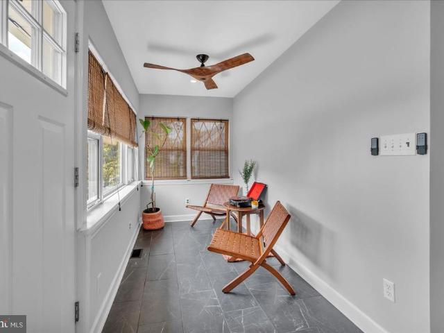 1921 Maple Avenue