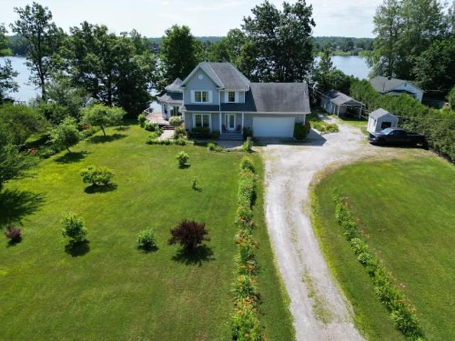 1921 Ch. De La Grande Presqu'Île, Plaisance, QC, J0V 1S0 house for sale | Listing ID 14686 | Royal LePage