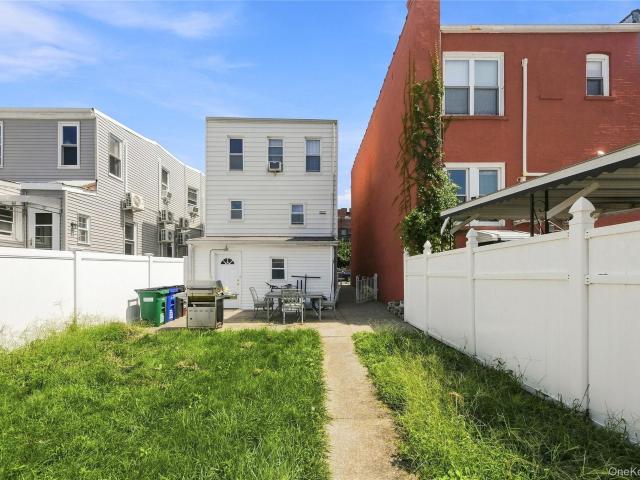 1921 Edison Avenue