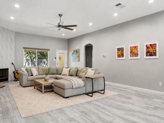 1921 Rutherford Dr