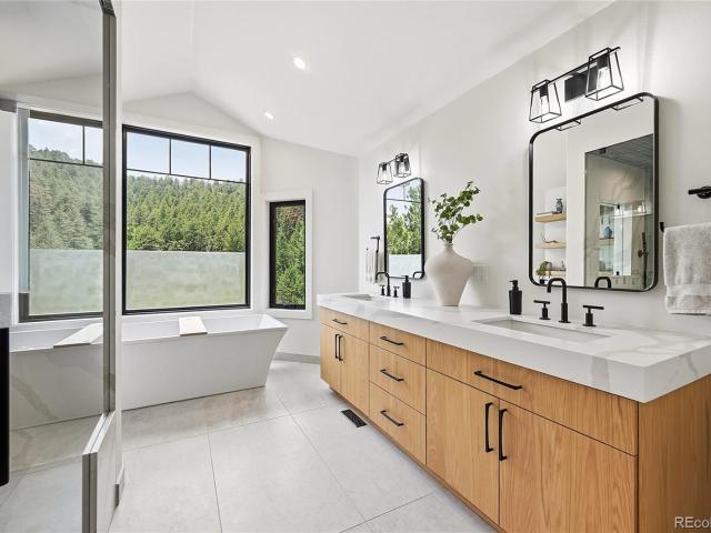 1922 Baldy Lane