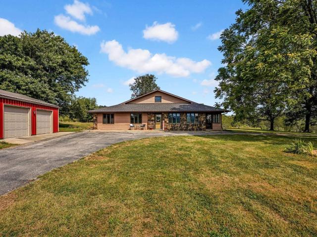 192 Armstrong Station Road