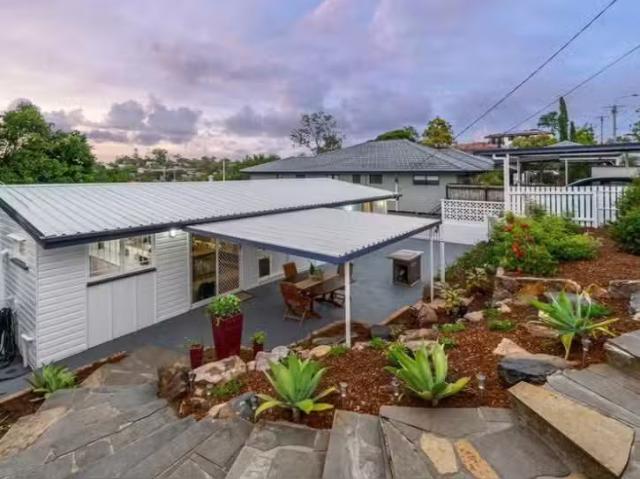 192 Kitchener Road, Kedron, QLD 4031