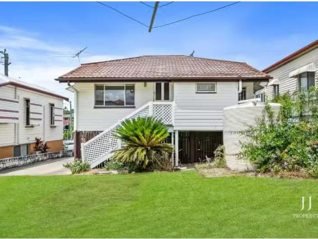 192 Old Cleveland Rd, Coorparoo House for rent Listed by Jj P.