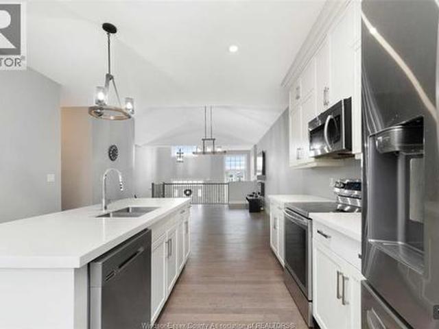 192 Lennox Avenue, Essex, ON, N8M 0A7 house for sale | Listing ID 26022 | Royal LePage