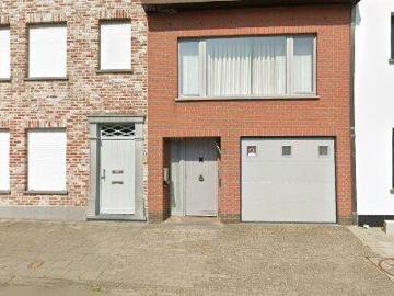 192 m2 apartment for rent in Mol