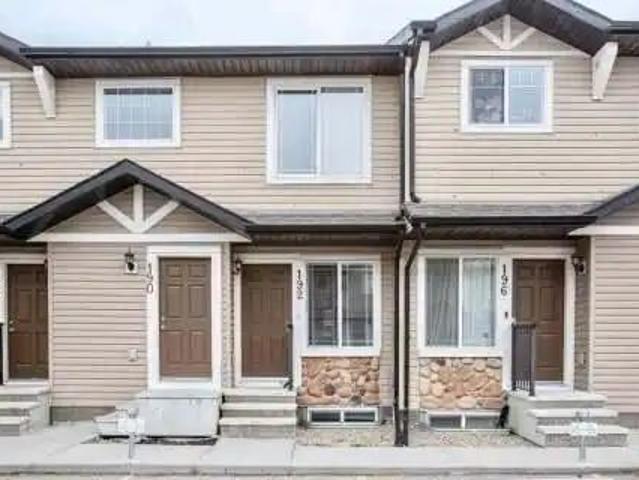 192 Saddlebrook Point NE — 2 Bedroom Home