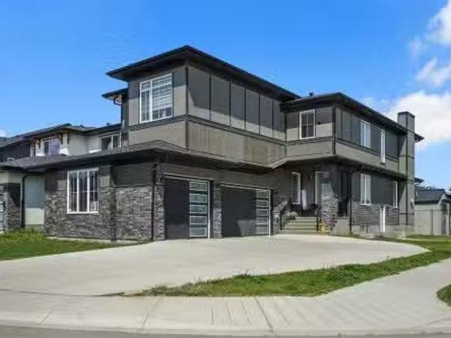 192 Sandpiper Landing, Chestermere, AB, T1X 1Y8 house for sa.