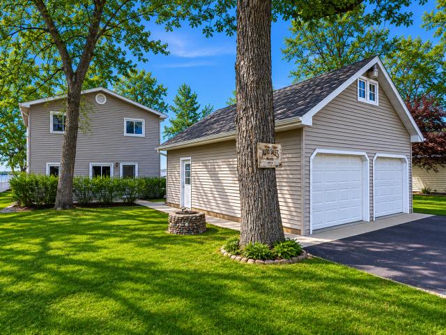 192 Shorewood Drive