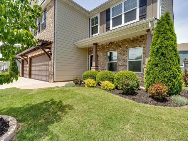 192 Shoreline Trace