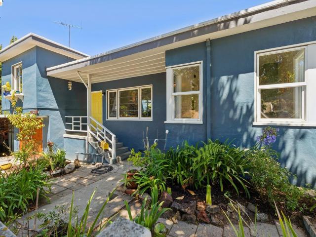 1934 Santa Clara St