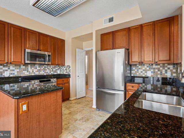 19355 Cypress Ridge Terrace # 206