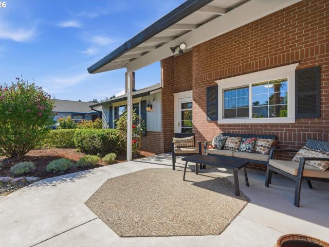 19365 sw clarion ct