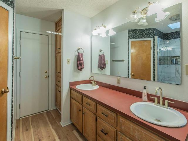 1936 Post Oak Dr, Waco, TX 76705 | MLS #21031