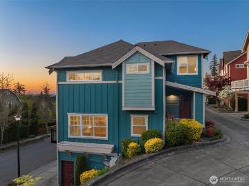 1936 17th Ave NE, Issaquah, WA 98029 | MLS #2535