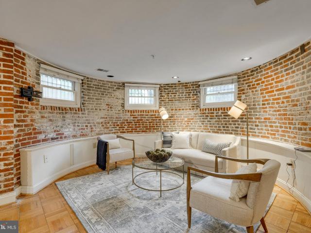 1938 Biltmore St NW, Unit D, Washington, DC 20009 | MLS #DCDC2254