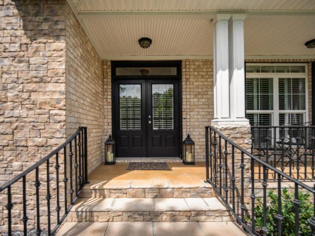 1938 Cliffview Ct