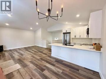 1938 Foxwood Trail Unit# 9, Windermere, BC, V0B 2L2 house for sale | Listing ID 10381 | Royal LePage