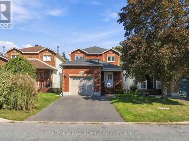 1938 La Chapelle Street, Ottawa, ON, K1C 6A1 house for sale | Listing ID X13836 | Royal LePage