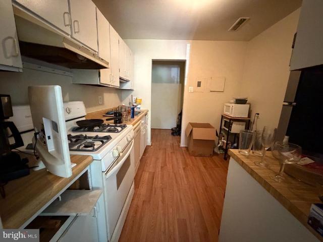 19307 Club House Road # 204