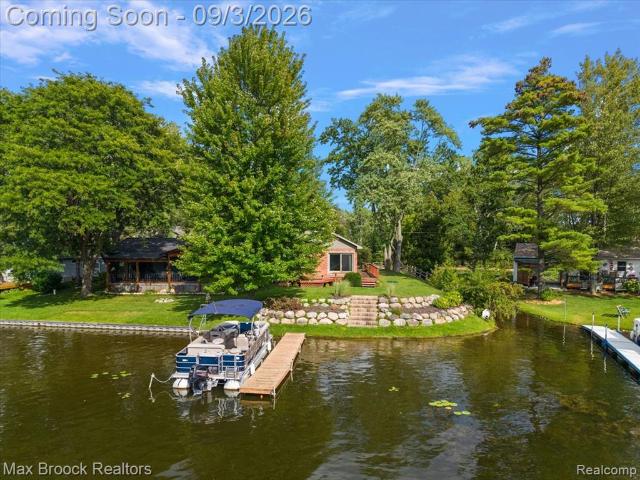 1930 Lake Pointe Drive