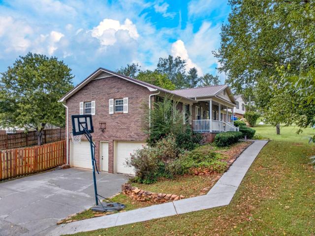 1930 Seven Oaks Drive